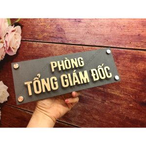 BẢNG, BIỂN TÊN PHÒNG. Alumium đồng + Mica ghi sần, nội dung nổi 1cm, ngoài trời, BTP-PMV131