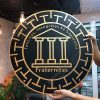 BẢNG LOGO CÔNG TY. Alumium màu đồng + Mica đen sần, đế mica trong 4mm, nội dung chìm, sang trọng tinh tế. BLG-PMV132