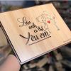 Tranh ngôn tình bằng gỗ MDF. Nội dung khắc Laser